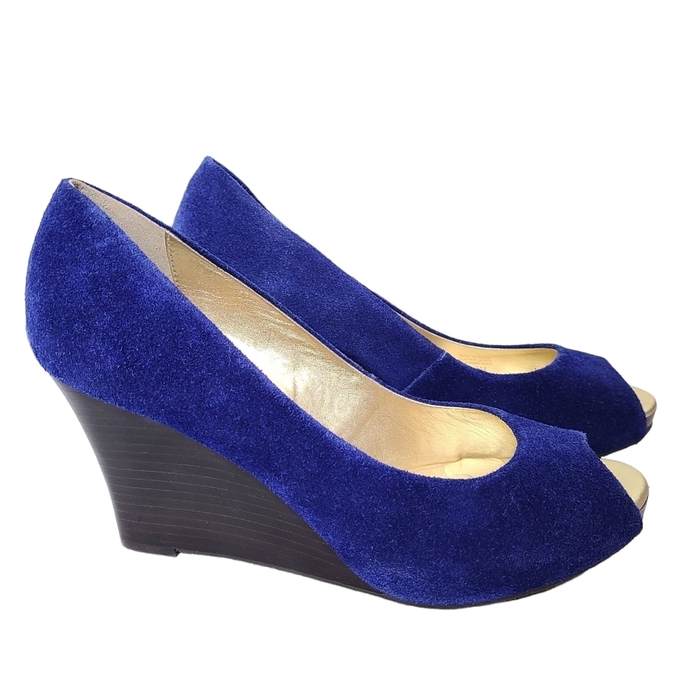 Lilly Pulitzer blue suede peep toe wedge heel shoes Women's size 8.5